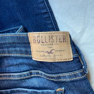 Stretchy fit - perfect condition - never worn